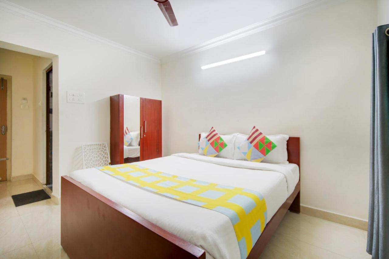 Hotel Yadvik Chennai Exterior photo